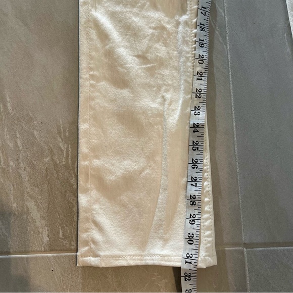GUC MISS ME Low Rise White Jeans bootcut Sz 29 - Picture 5 of 7